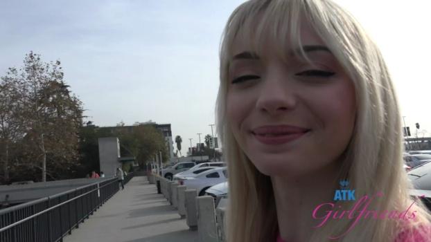 atkgirlfriends-24-01-07-cecelia-taylor-science-museum-1-xxx-1080p_00_03_26_00000.jpg