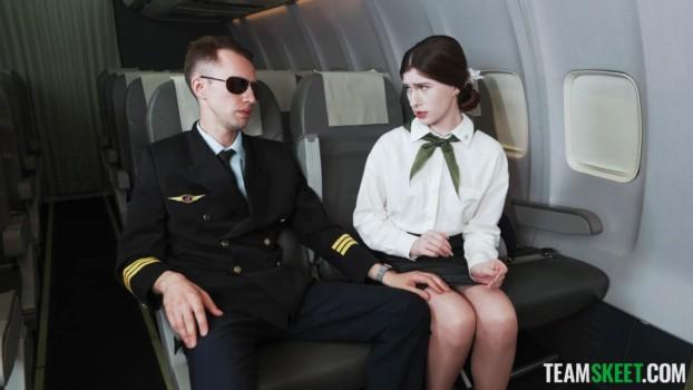 teamskeetlabs-24-01-24-hot-pearl-perv-pilot-3-xxx-1080p_00_04_31_00000.jpg