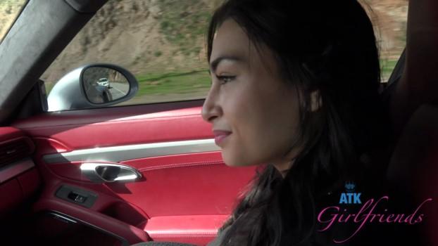 atkgirlfriends-24-02-09-vanessa-moon-malibu-1-xxx-1080p_t_00_04_25_00000.jpg