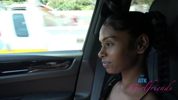atkgirlfriends-24-03-11-fae-love-paradise-cove-1-xxx-1080p_00_03_54_00001.jpg