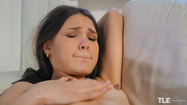 thelifeerotic-24-08-16-ella-bonita-and-mirka-double-dildo-2-xxx-1080p_00_13_48_0.jpg