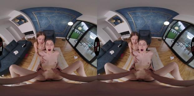 virtualtaboo-24-10-08-alice-xo-and-nicole-murkovski-xxx-vr180-1440p_00_28_22_000.jpg