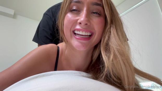 onlyfans_lily-phillips-dredd-xxx-720p_00_30_18_00003.jpg