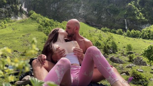 onlyfans_reislin-johnny-sins-7-xxx-1080p_00_03_58_00001.jpg