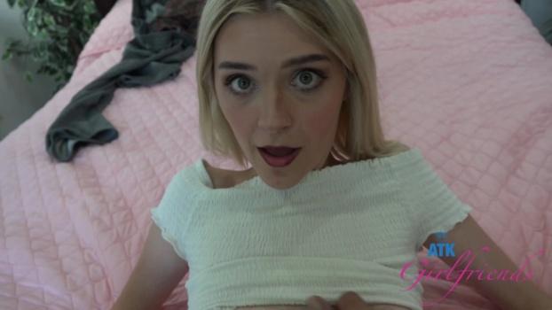 atkgirlfriends-25-06-19-compilation-xxx-1080p_00_24_29_00003.jpg