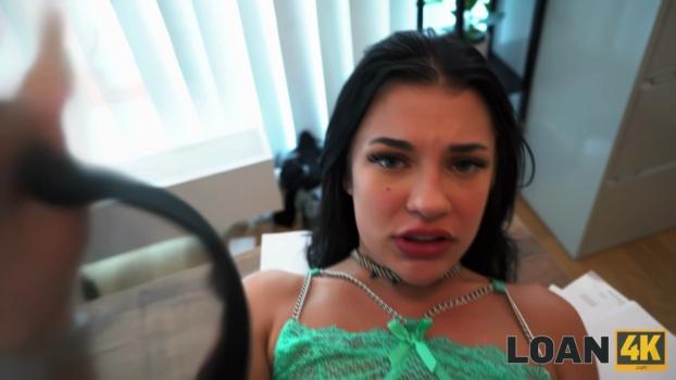 loan4k-25-06-26-chloe-heart-xxx-720p_00_29_01_00002.jpg
