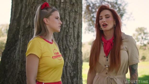 girlsway-25-07-31-lana-smalls-and-scarlet-skies-xxx-1080p_00_32_22_00003.jpg