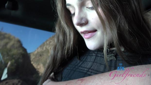 atkgirlfriends-25-12-19-juniper-ren-leo-carillo-1-xxx-1080p_00_15_44_00002.jpg