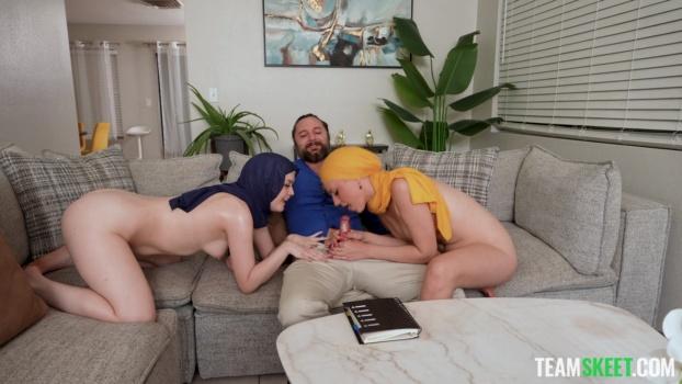 hijabhookup-26-03-24-jade-valentine-and-ruby-moon-xxx-1080p_00_31_01_00002.jpg
