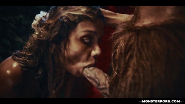 monsterporn_ava-amira-and-sophia-locke-harsh-punishment-xxx-1080p_00_18_13_00003.jpg