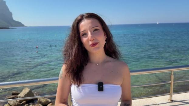 jacquieetmicheltv-26-06-07-khaly-xxx-1080p_00_05_23_00000.jpg